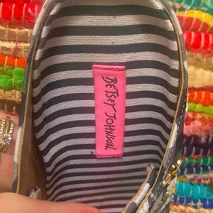 Betsy Johnson slip on platforms